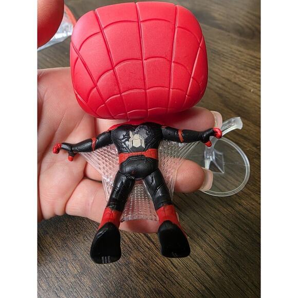 Funko Pop! Vinyl: Marvel - Spider-Man Upgraded Suit #923 OOB - Picture 13 of 13